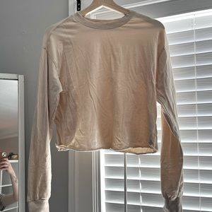 Cream coloured long sleeve vuori shirt
